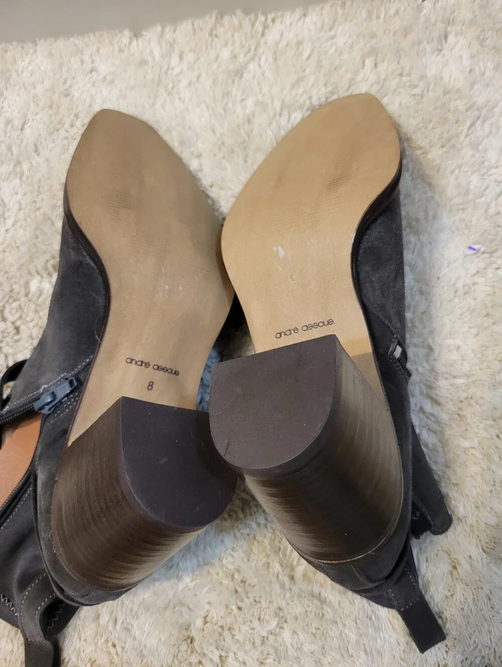 Andre Assous Royal Suede Boot In Charcol Size 8